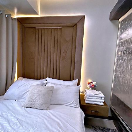 Cozypura Staycation Near Moa, Airport , With Free Fast Wifi, Netflix And Pay Parking Pasay Eksteriør billede