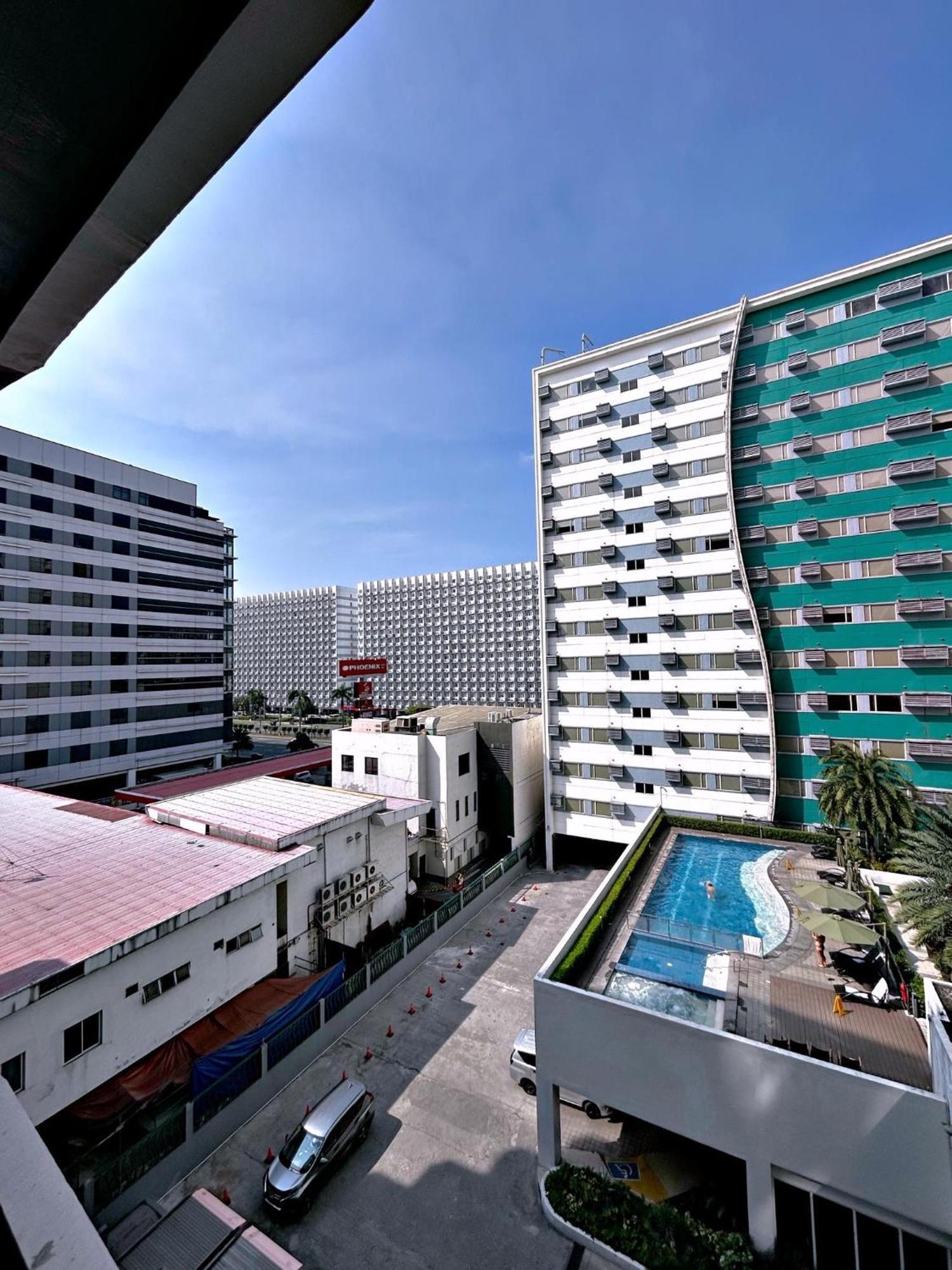 Cozypura Staycation Near Moa, Airport , With Free Fast Wifi, Netflix And Pay Parking Pasay Eksteriør billede