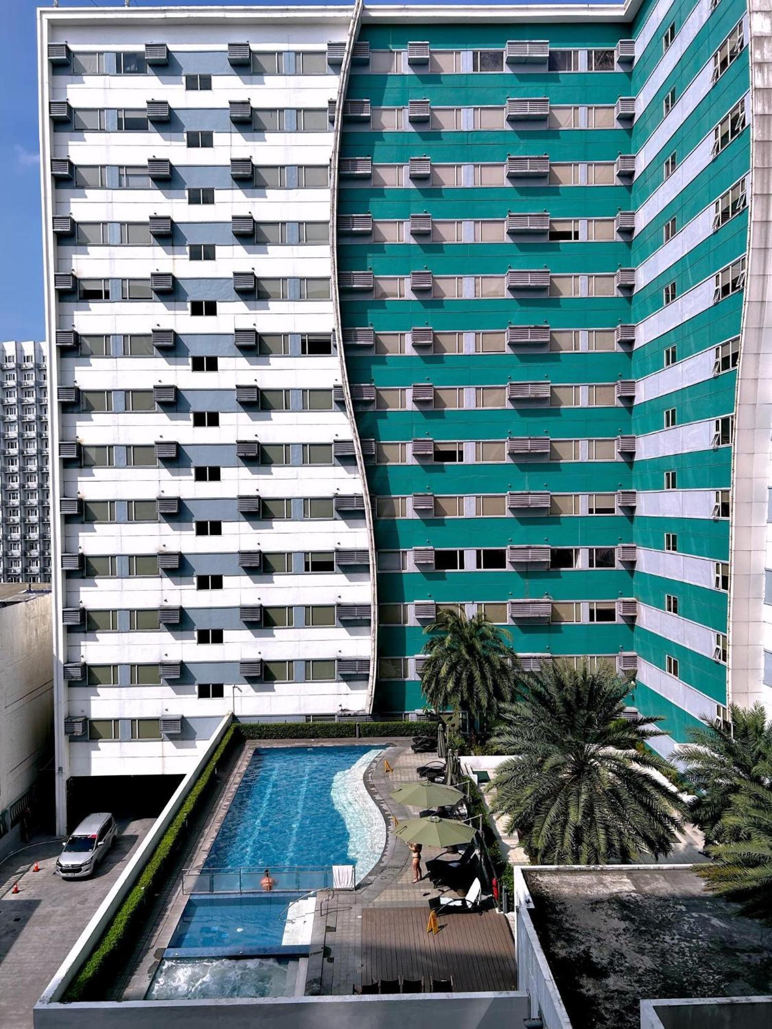 Cozypura Staycation Near Moa, Airport , With Free Fast Wifi, Netflix And Pay Parking Pasay Eksteriør billede